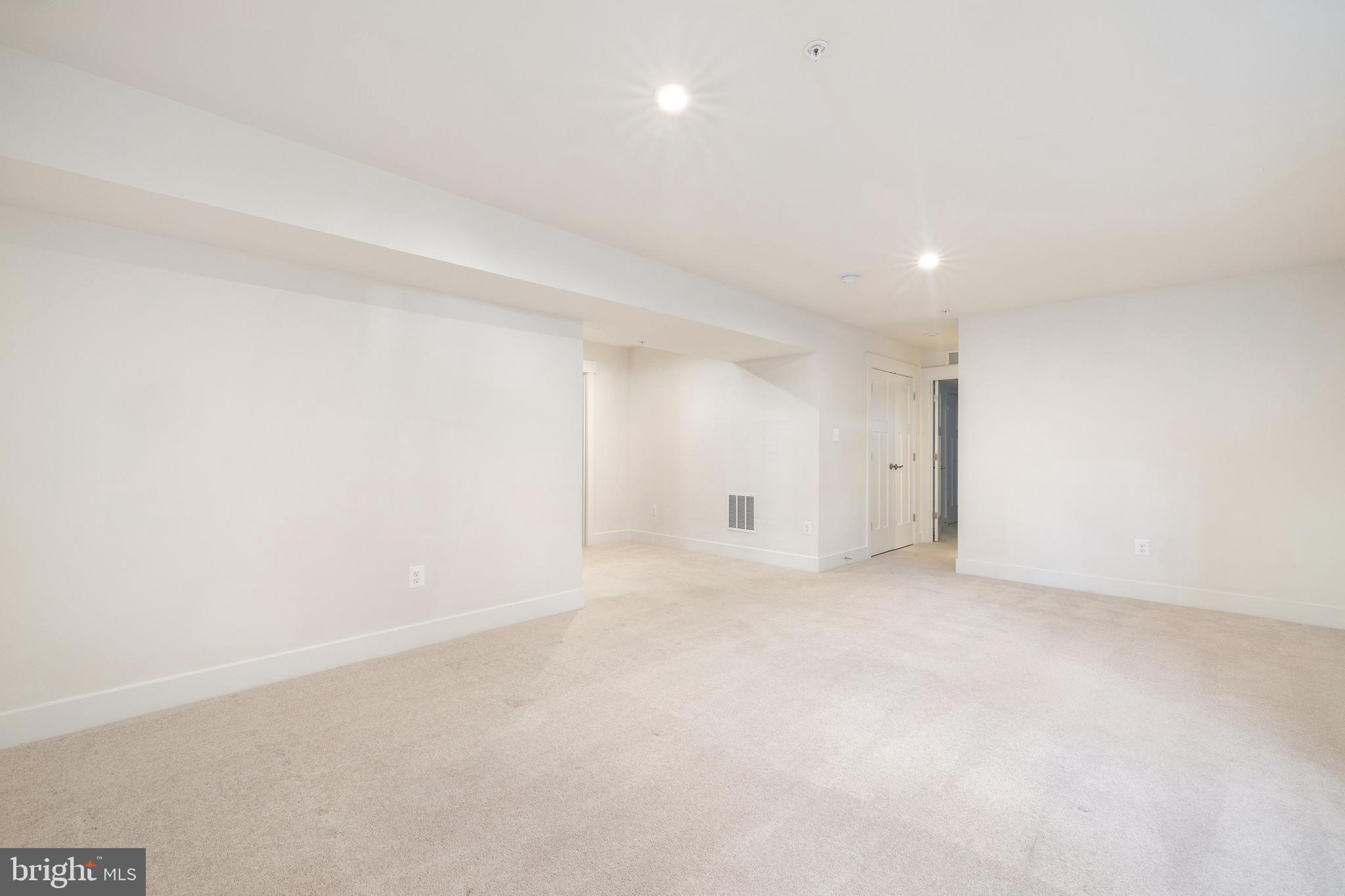 550 Broadneck Road Annapolis, MD 21409 - Photo 41 of 63 a view of empty room