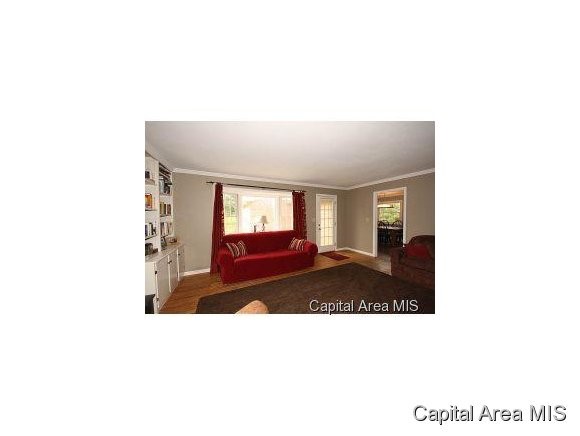 316 Sebring Road Sherman, IL 62707 - Photo 3 of 11 Gallery Image 3