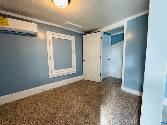 $475,000 | 43 Niswander Road, Staunton, VA 24401