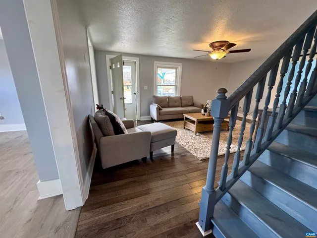 $475,000 | 43 Niswander Road, Staunton, VA 24401