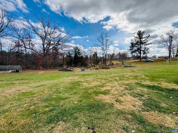 $415,000 | 43 Niswander Road, Staunton, VA 24401