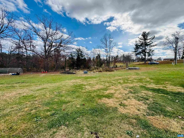 $475,000 | 43 Niswander Road, Staunton, VA 24401