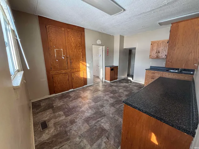 $199,900 | 311 North Main Street, Kendallville, IN 46755