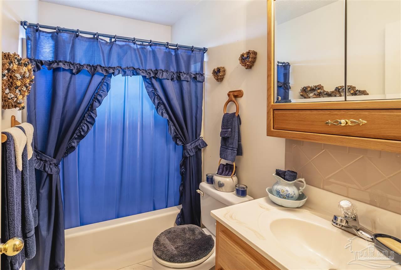 3799 Acy Lowery Road Pace, FL 32571 - Photo 6 of 18 Gallery Image 6