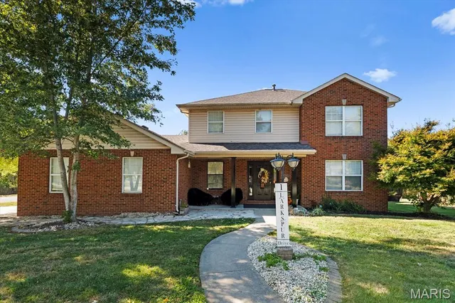 $387,000 | 1 Larkspur Drive, New Baden, IL 62265