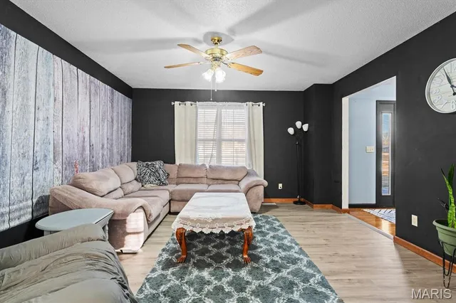 $387,000 | 1 Larkspur Drive, New Baden, IL 62265