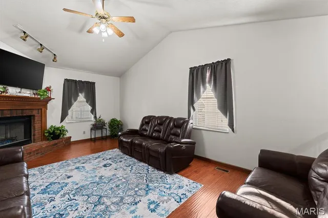 $387,000 | 1 Larkspur Drive, New Baden, IL 62265