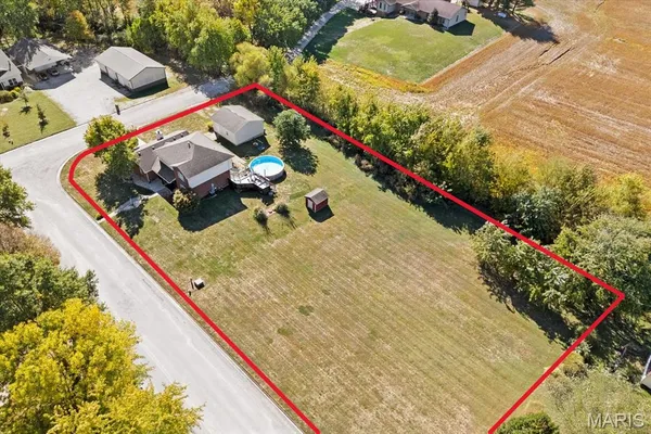 $375,000 | 1 Larkspur Drive, New Baden, IL 62265