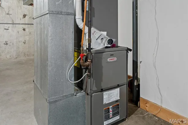 $387,000 | 1 Larkspur Drive, New Baden, IL 62265