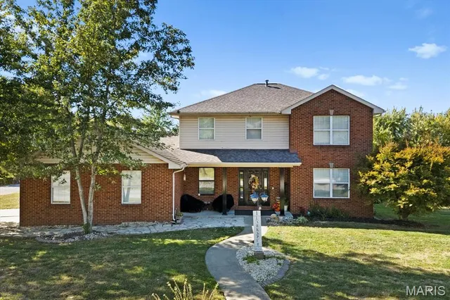 $387,000 | 1 Larkspur Drive, New Baden, IL 62265