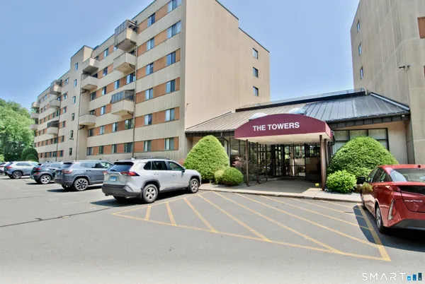 $249,888 | 109 Putter Drive, Unit 614N, Wallingford, CT 06492