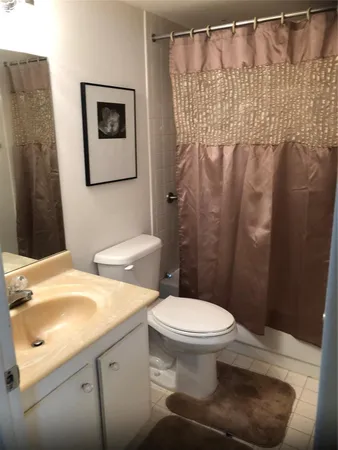 $1,675 | 850 Southwest 133rd Terrace, Unit B406, Pembroke Pines, FL 33027