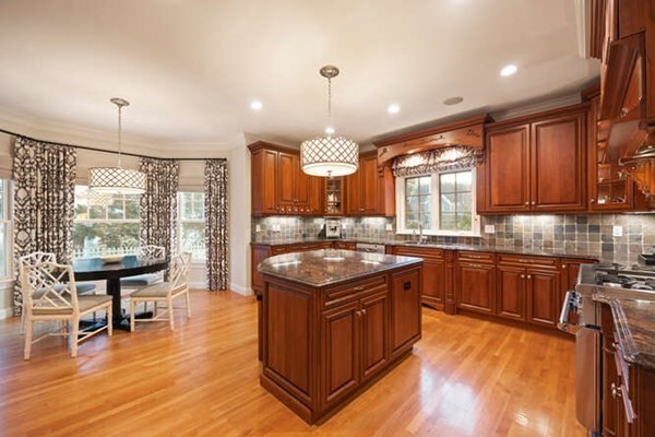 4 Dane Road Lexington, MA 02421 - Photo 11 of 35