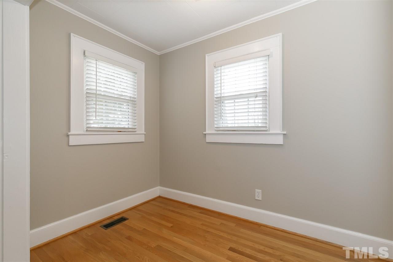 2779 Union Ridge Road Burlington, NC 27217 - Photo 14 of 28 Meauring 9.3' x 5.5'