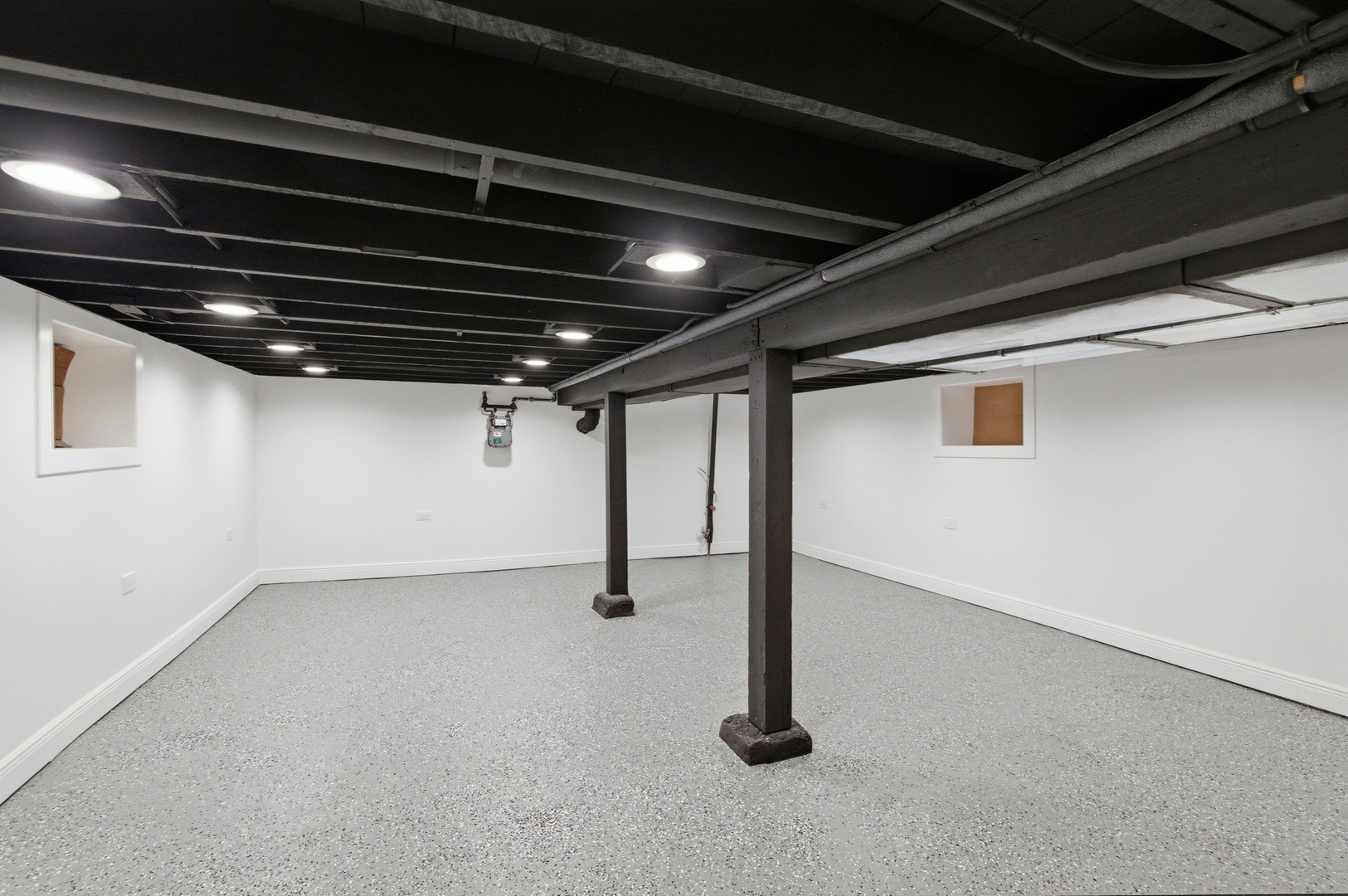 8327 South Morgan Street Chicago, IL 60620 - Photo 28 of 42 a view of an empty room