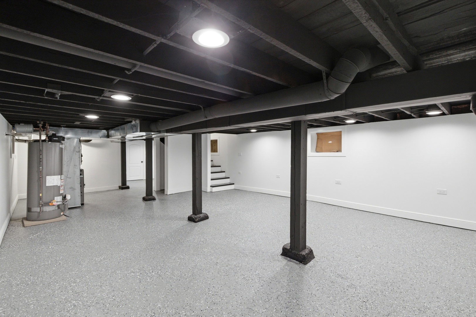 8327 South Morgan Street Chicago, IL 60620 - Photo 30 of 42 a view of an empty room