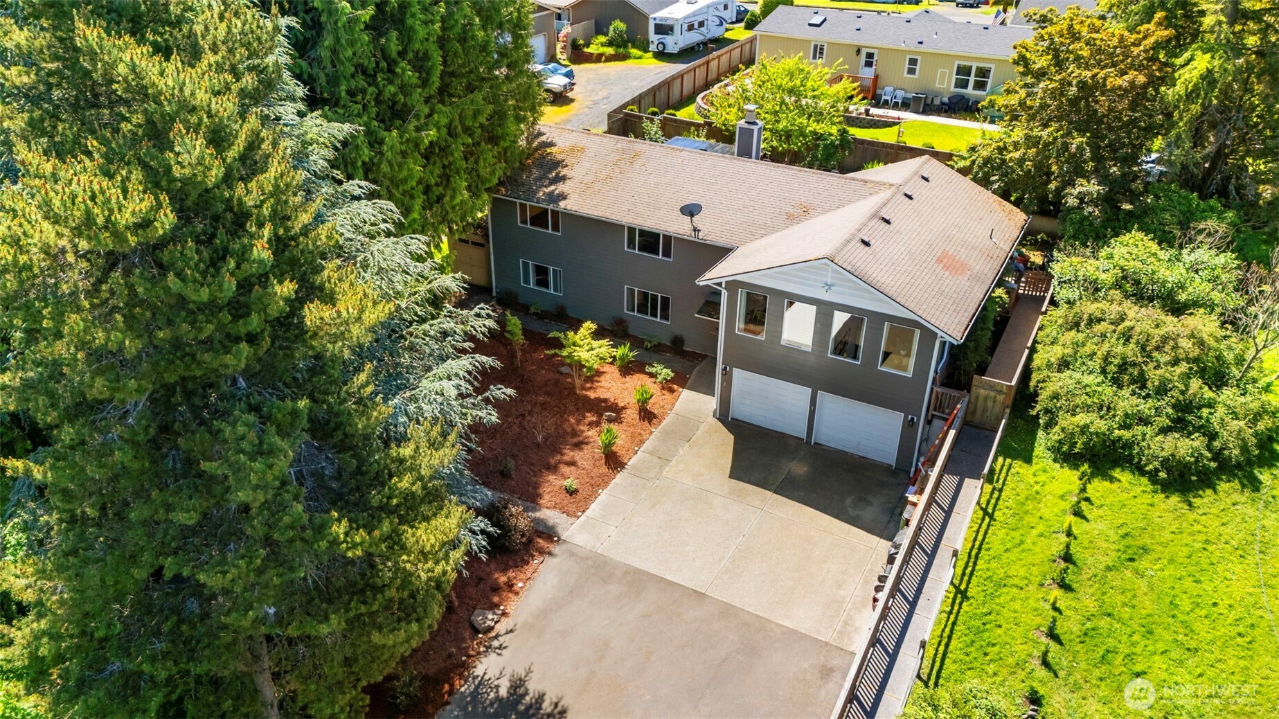 115 Spring Hill Road Longview, WA 98632 - Photo 2 of 40