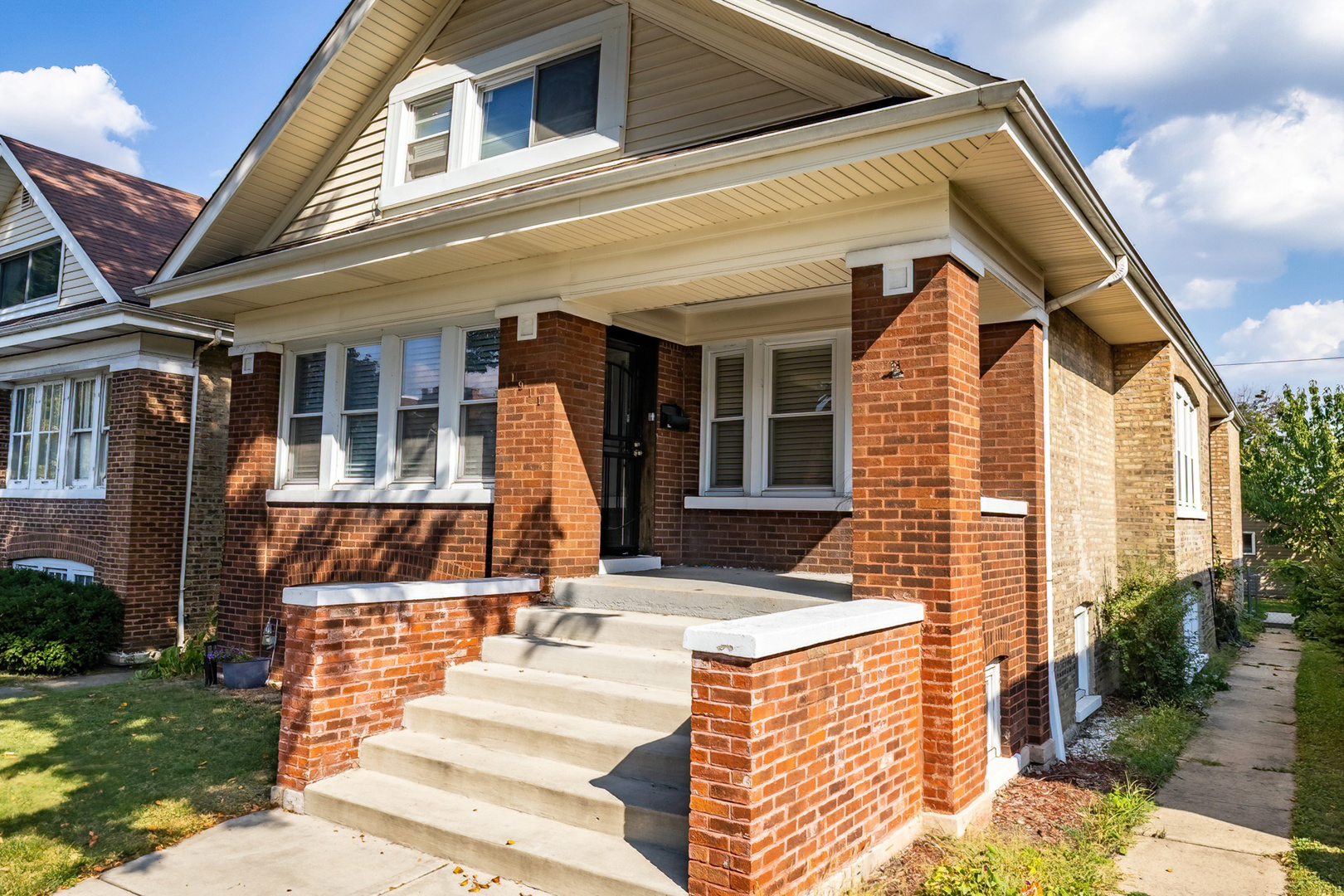 1911 Ridgeland Avenue Berwyn, IL 60402 - Photo 2 of 21 a view of building with large windows