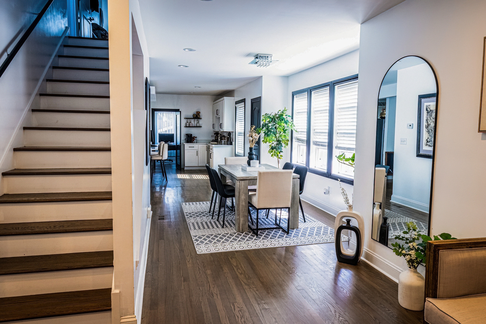1911 Ridgeland Avenue Berwyn, IL 60402 - Photo 5 of 21 a view of a livingroom with furniture and staircase