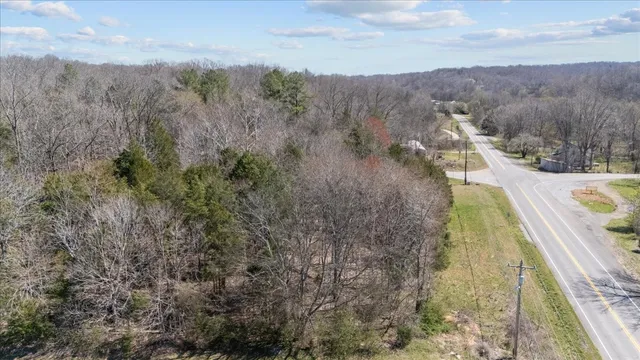 $99,000 | 2262 Highway 13, Palmyra, TN 37142