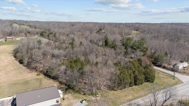 $99,000 | 2262 Highway 13, Palmyra, TN 37142