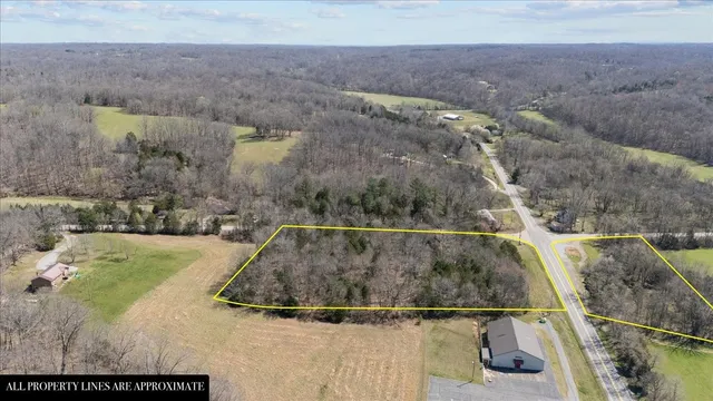 $99,000 | 2262 Highway 13, Palmyra, TN 37142