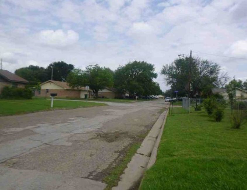 301 South Patricia Street Waco, TX 76705 - Photo 4 of 5