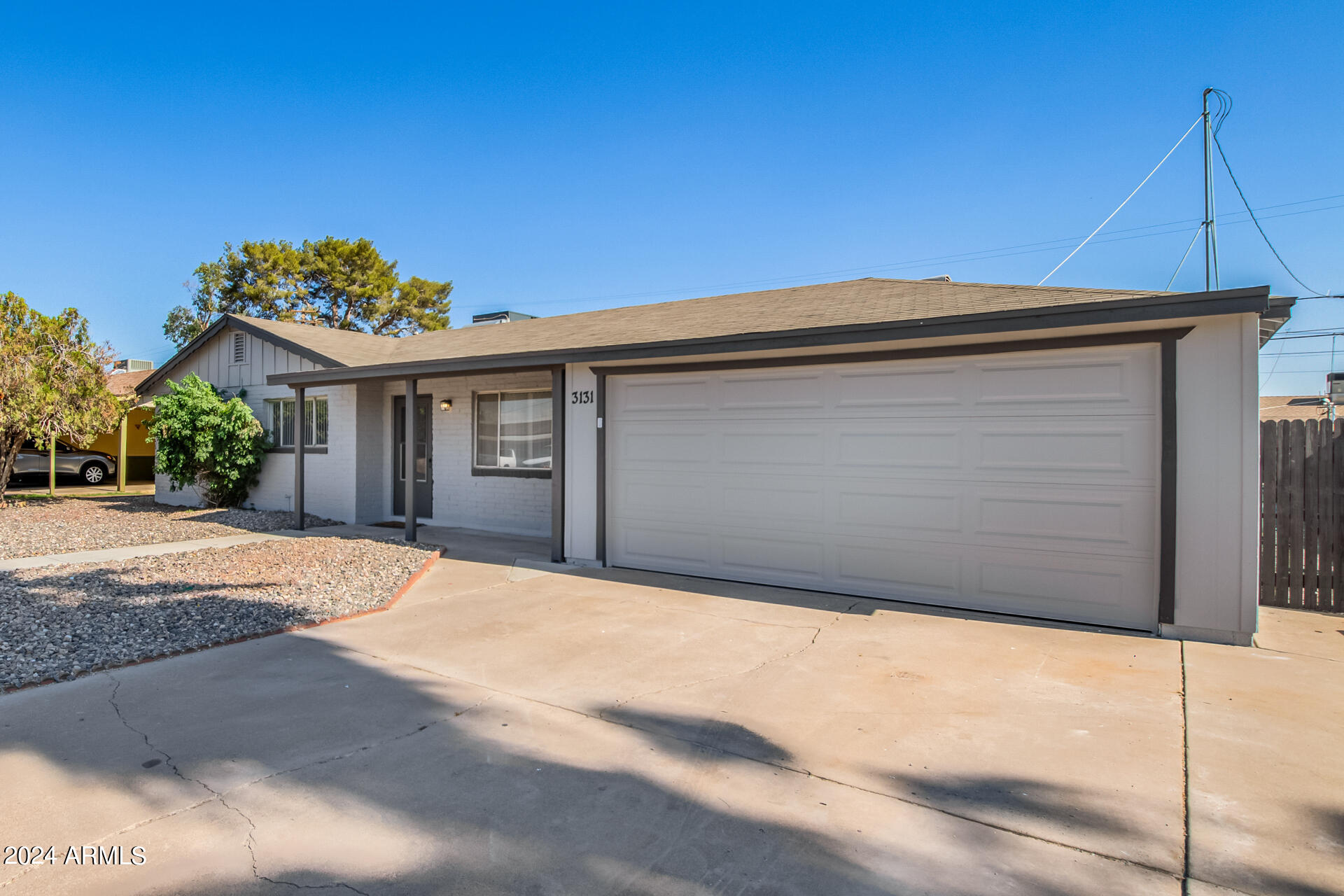 3131 West Bloomfield Road Phoenix, AZ 85029 - Photo 4 of 24 0001-01 - Bloomfield