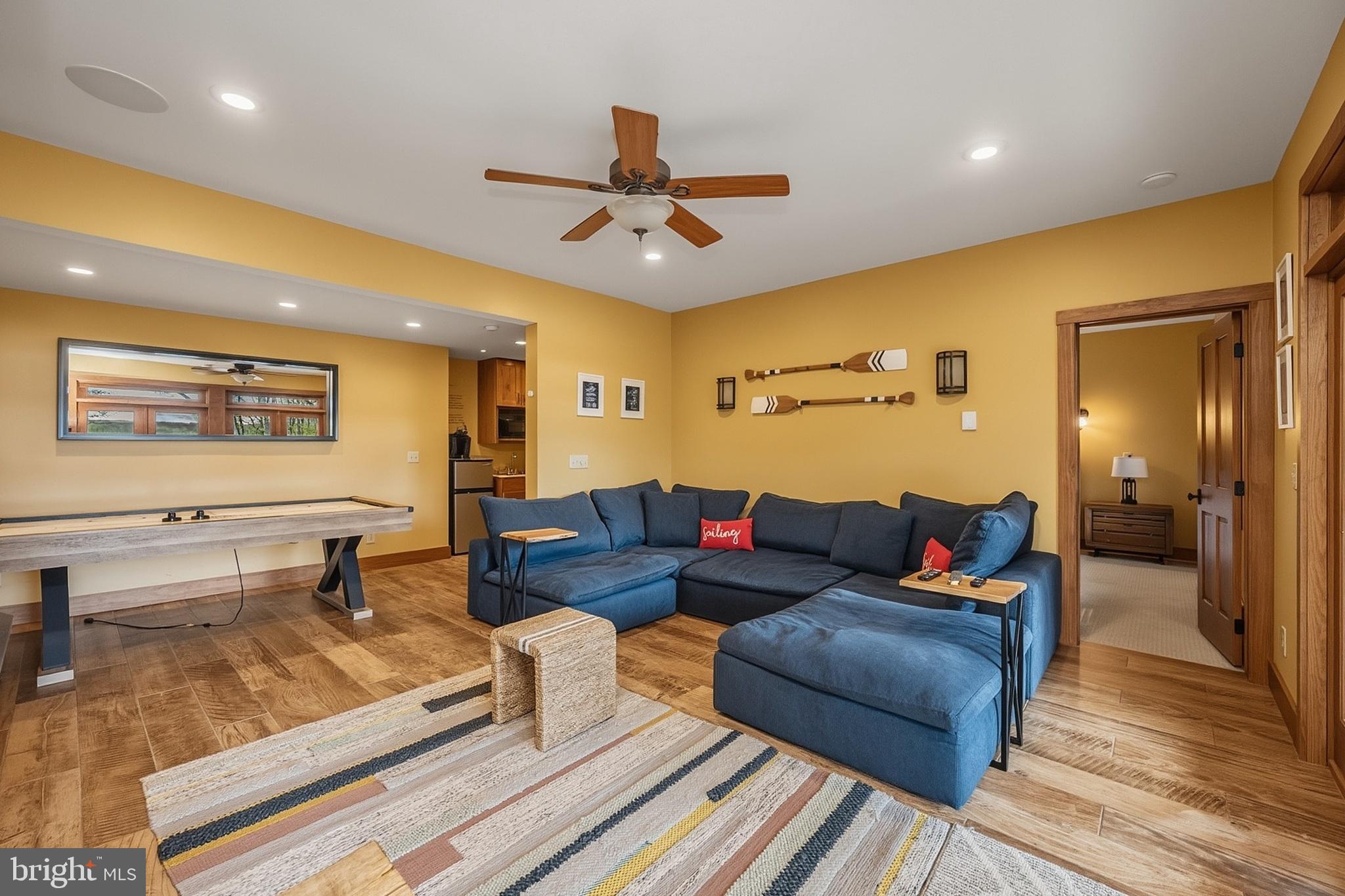 185 Ruta Lane Swanton, MD 21561 - Photo 37 of 81 a living room with furniture