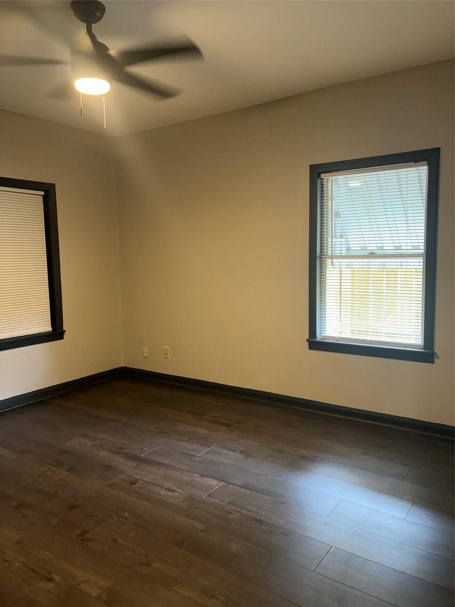 1408 West 34th Street Houston, TX 77018 - Photo 11 of 17