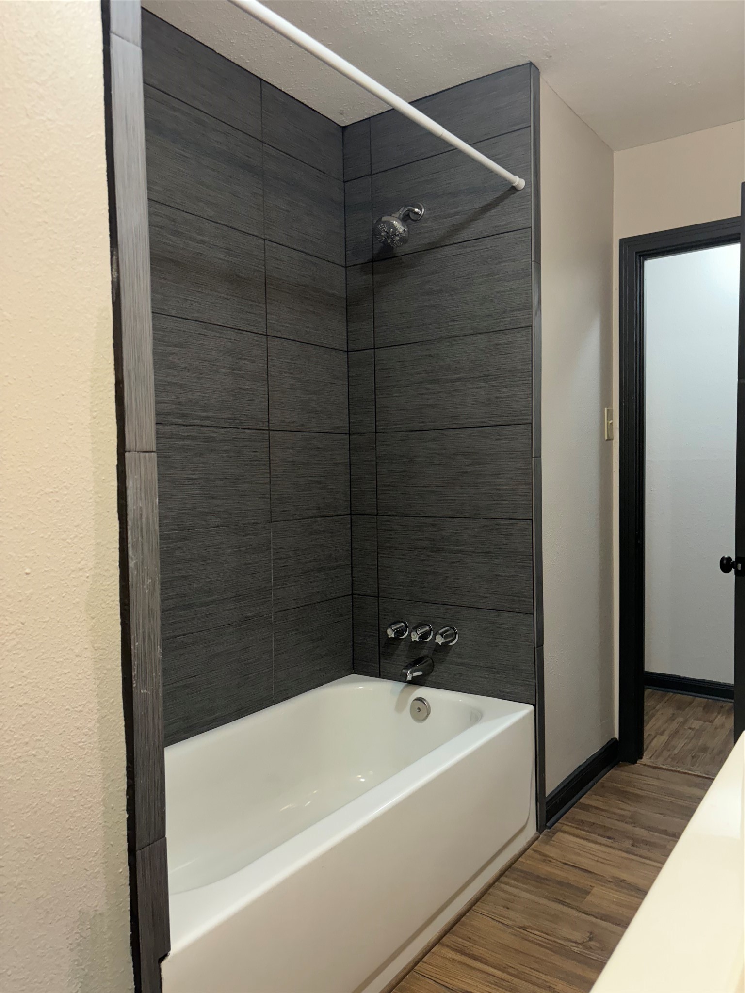 1408 West 34th Street Houston, TX 77018 - Photo 13 of 17