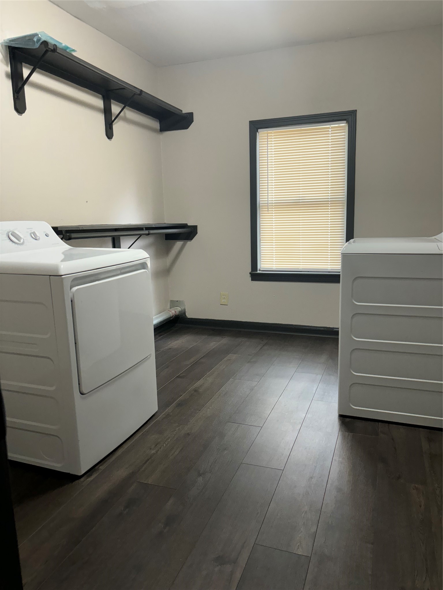 1408 West 34th Street Houston, TX 77018 - Photo 14 of 17