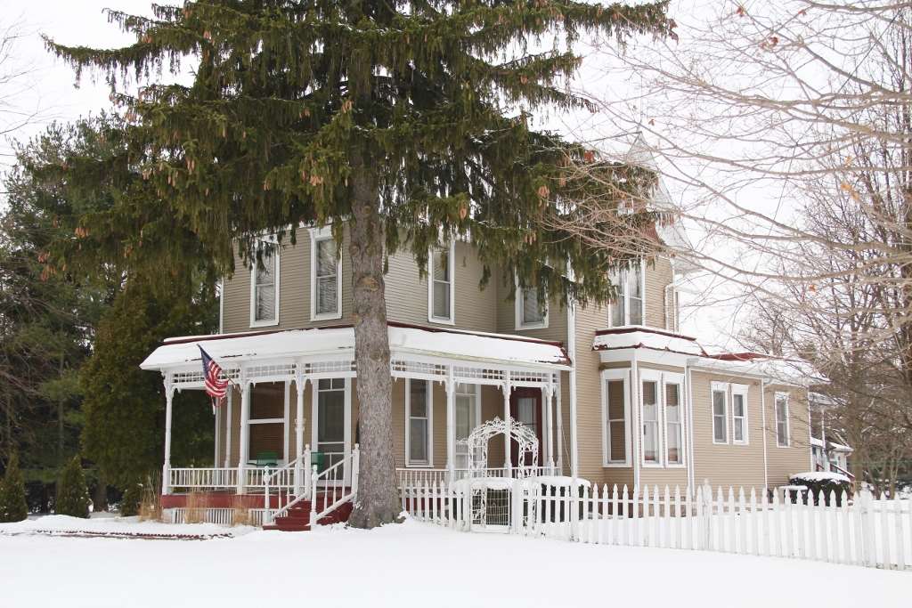 2055 Dierdorff Road Goshen, IN 46526 - Photo 1 of 29 Gallery Image 1