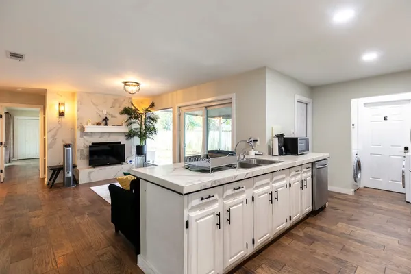 $4,000 | 1707 Deerfield Drive, Austin, TX 78741
