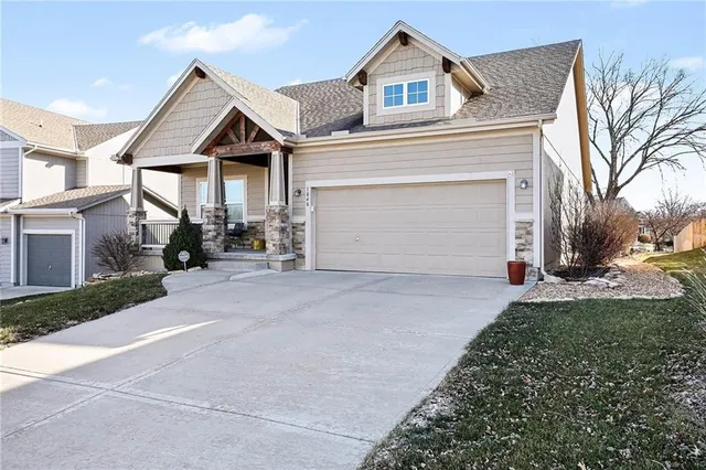 $412,000 | 1040 North Sumac Street, Olathe, KS 66061