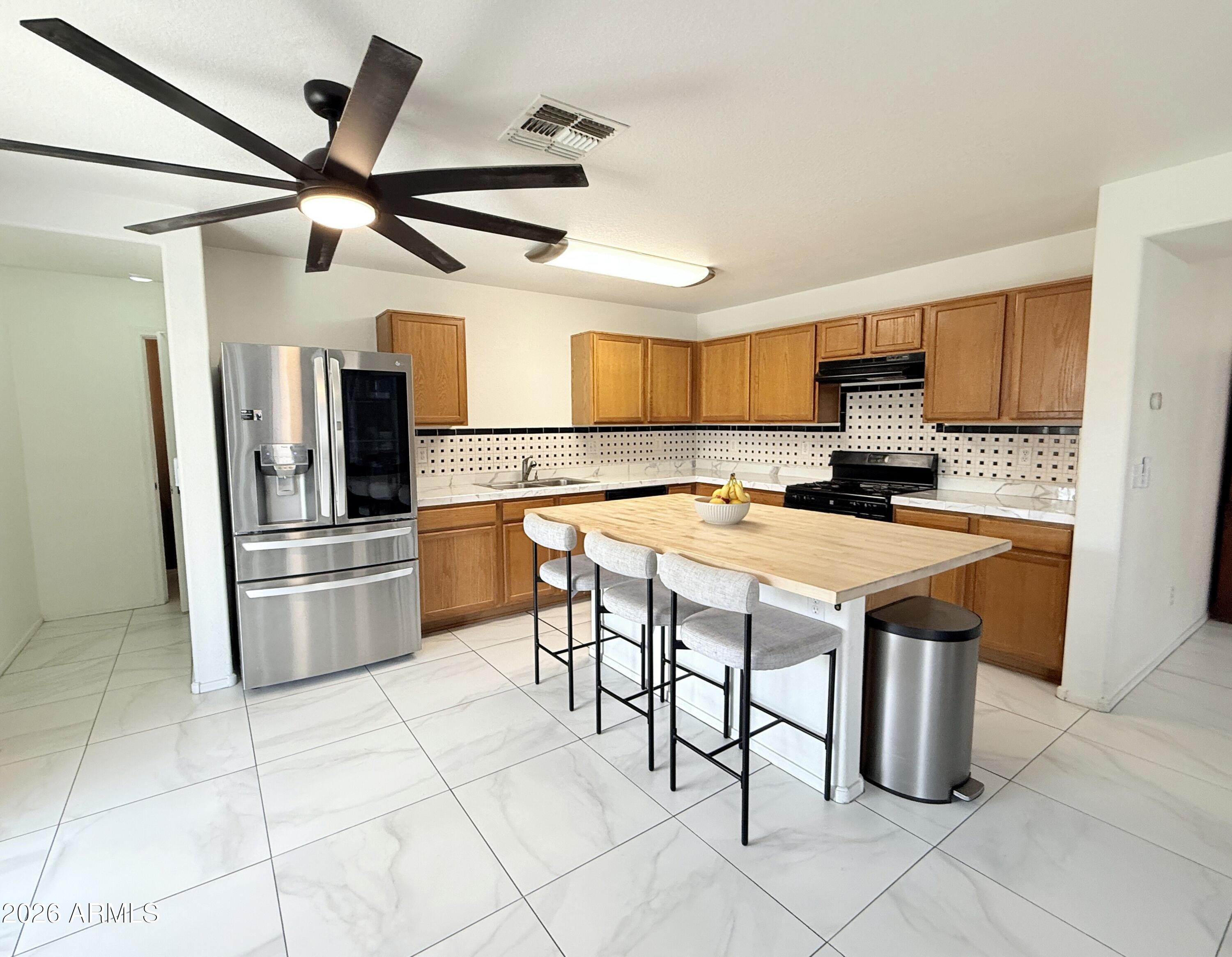 3033 East Santa Rosa Drive Gilbert, AZ 85234 - Photo 6 of 33 IMG_5315