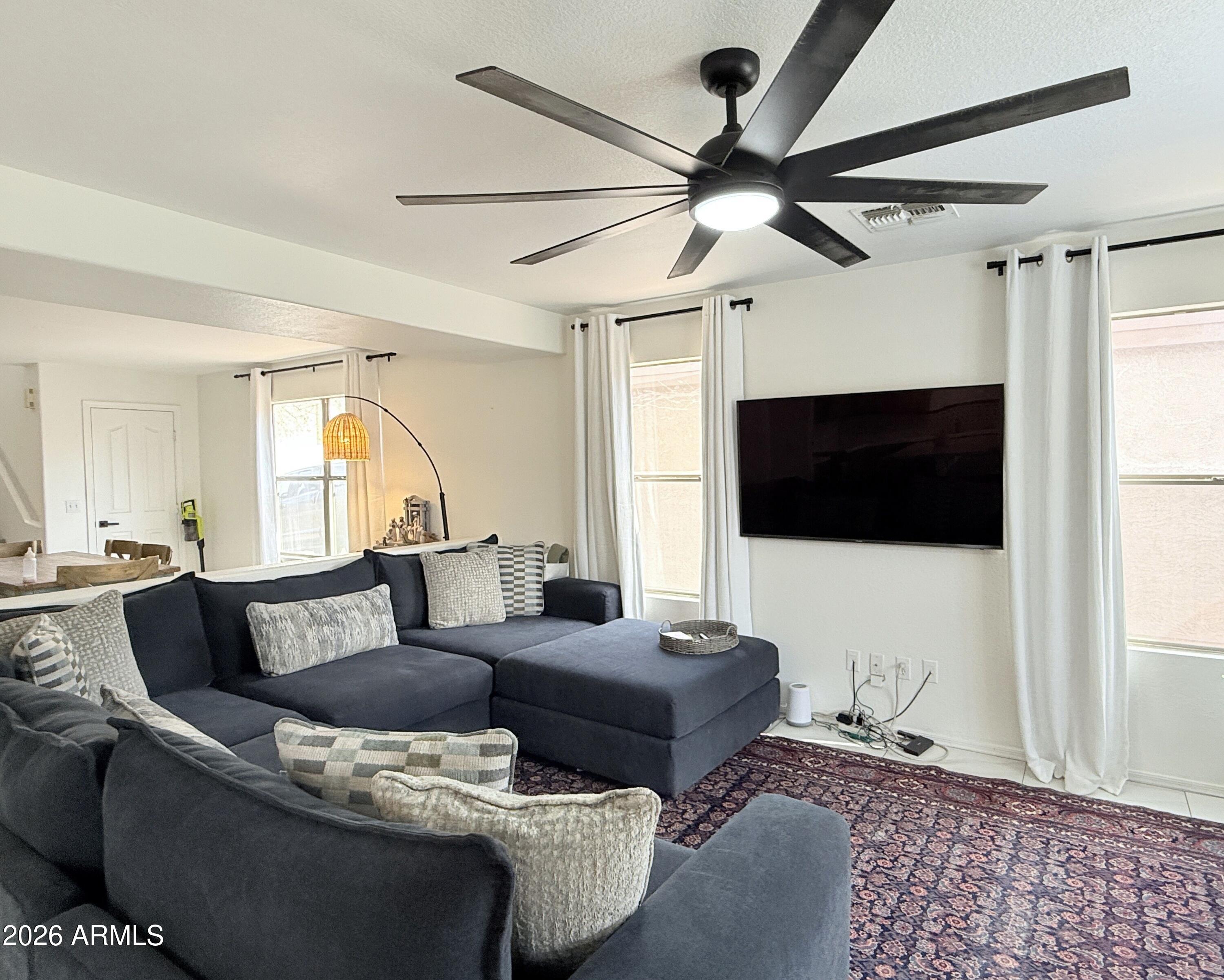 3033 East Santa Rosa Drive Gilbert, AZ 85234 - Photo 10 of 33 IMG_5328