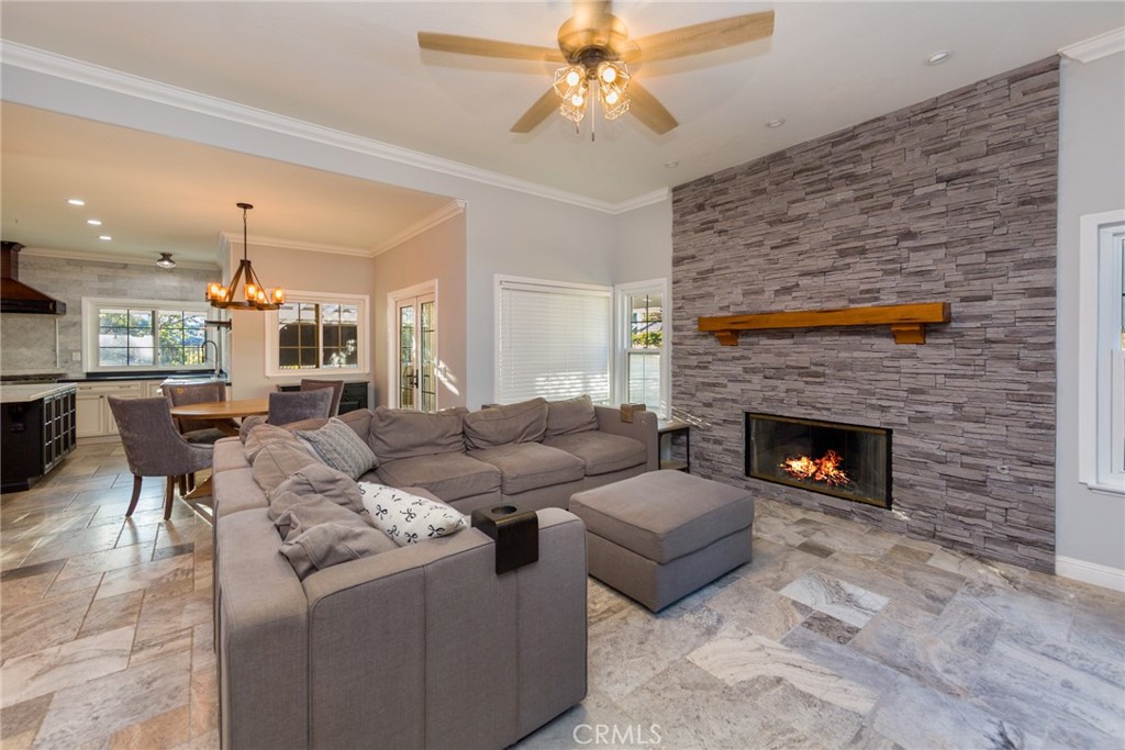 22324 Circle J Ranch Road Saugus, CA 91350 - Photo 11 of 39