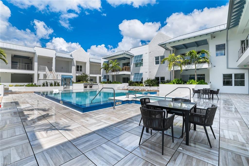 201 8th Street South, Unit 308 Naples, FL 34102 - Photo 30 of 33