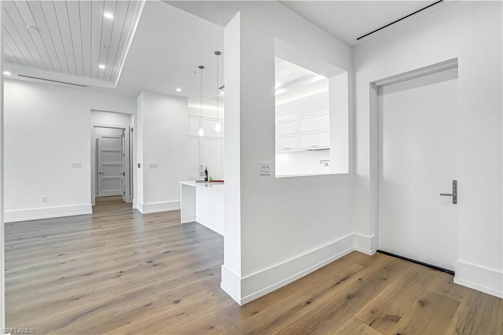 201 8th Street South, Unit 308 Naples, FL 34102 - Photo 5 of 33