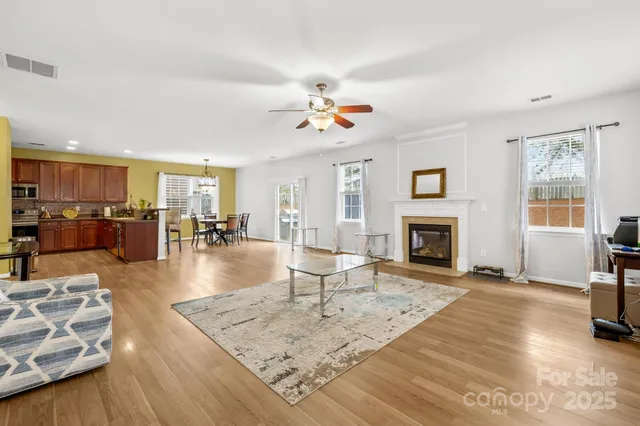 $437,000 | 4124 Houldsworth Drive, Charlotte, NC 28213