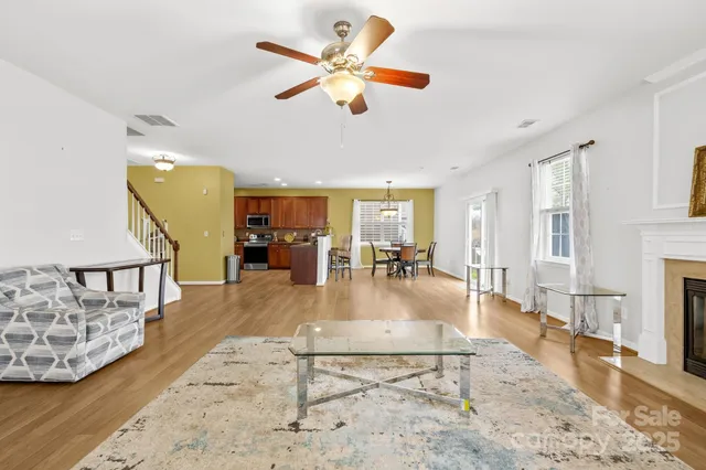 $437,000 | 4124 Houldsworth Drive, Charlotte, NC 28213