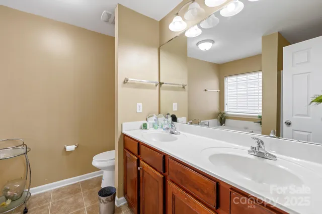 $437,000 | 4124 Houldsworth Drive, Charlotte, NC 28213