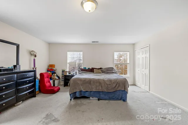 $437,000 | 4124 Houldsworth Drive, Charlotte, NC 28213