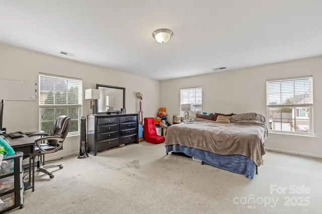 $437,000 | 4124 Houldsworth Drive, Charlotte, NC 28213