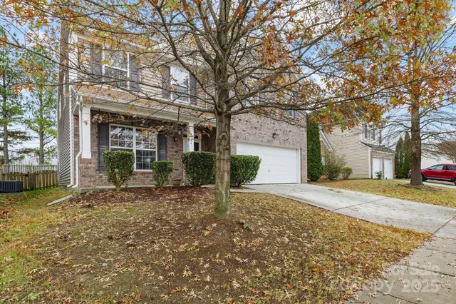 $437,000 | 4124 Houldsworth Drive, Charlotte, NC 28213