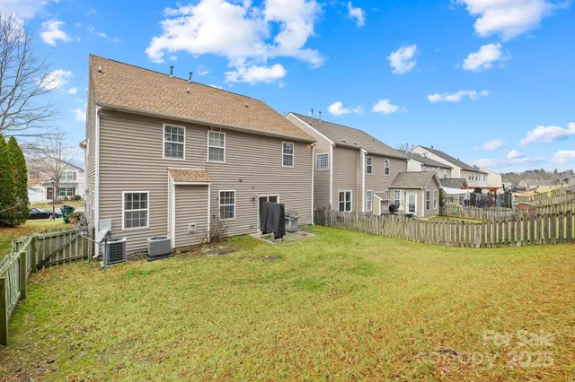 $437,000 | 4124 Houldsworth Drive, Charlotte, NC 28213