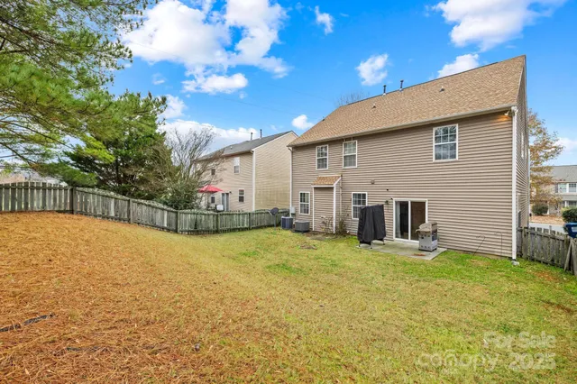 $437,000 | 4124 Houldsworth Drive, Charlotte, NC 28213