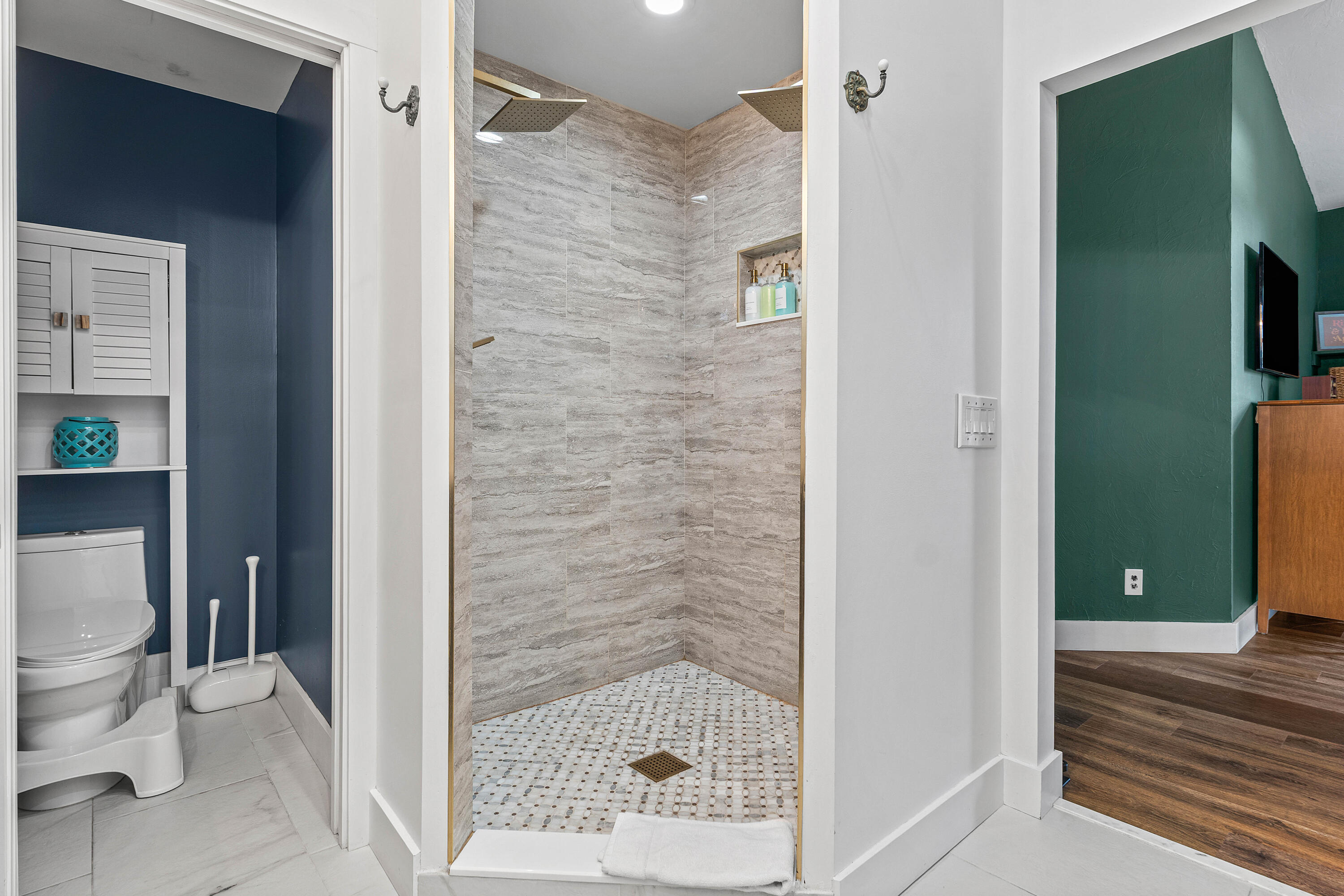 968 Laurel Road North Palm Beach, FL 33408 - Photo 10 of 53 Primary Shower