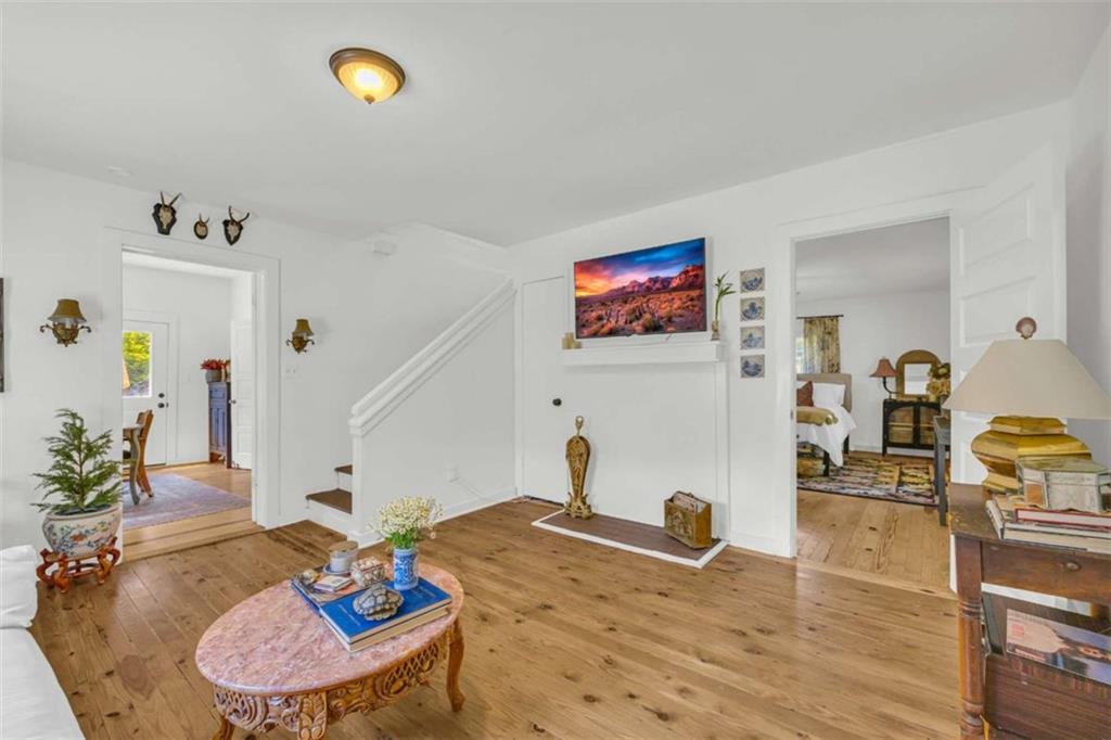 830 Whitehall Road Athens, GA 30605 - Photo 3 of 25